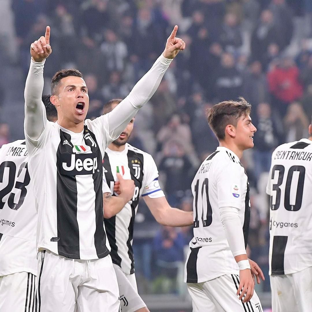 西班牙此前10次对阵乌拉圭5胜5平保持不败，打进16球丢8球（西班牙近10战乌拉圭5胜5平不败，共进16球仅丢8球）