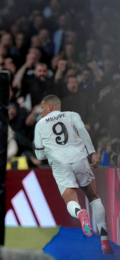 欧冠五轮总结：英超横扫西甲，无惧德甲意甲，唯独法甲一胜难求（欧冠5轮盘点：英超压制西甲，不怵德甲意甲，法甲胜场难觅）