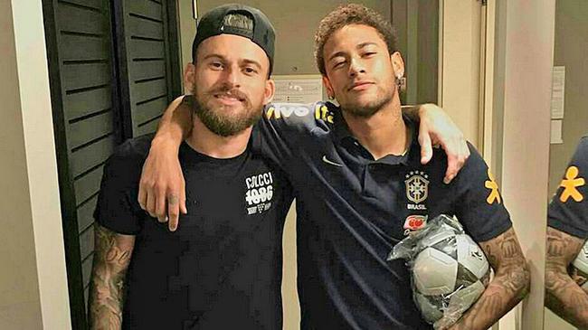 都体：国米和米兰考虑门将替代方案，卡普里莱成首选目标（都灵体育报：国米与米兰物色门将替代人选，卡普里莱为头号目标）