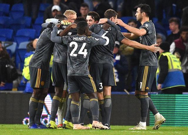 队报：利物浦中场莫顿加盟里昂转会费为1000万+500万欧（队报：里昂签下利物浦中场莫顿，转会费1000万欧+500万欧浮动条款）