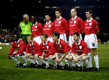 迈阿密3-1温哥华成功夺冠！梅西击败苦主穆勒，收获生涯第47冠（迈阿密3-1击退温哥华捧杯，梅西力克宿敌穆勒收获生涯第47冠）