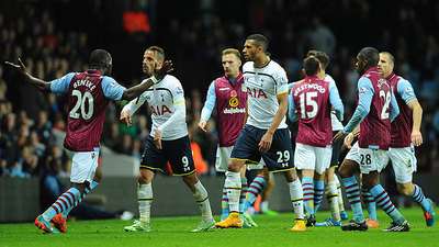 他就是球队的心脏（他是这支球队的灵魂）