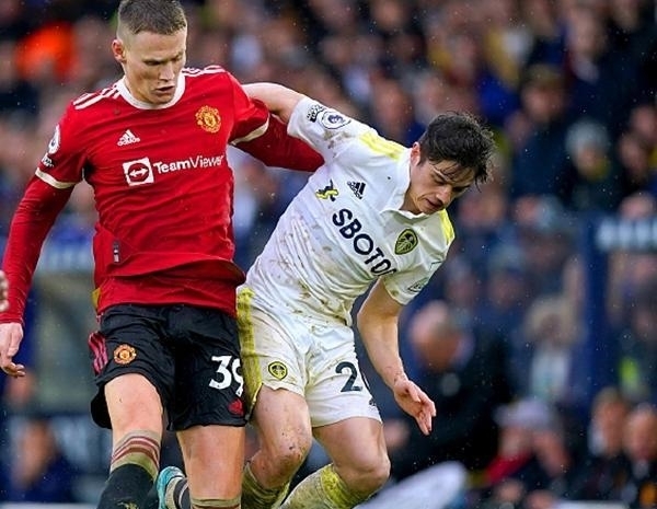 鲁尼：和特朗普打高尔夫时周围全是狙击手，还有防核逃生装置