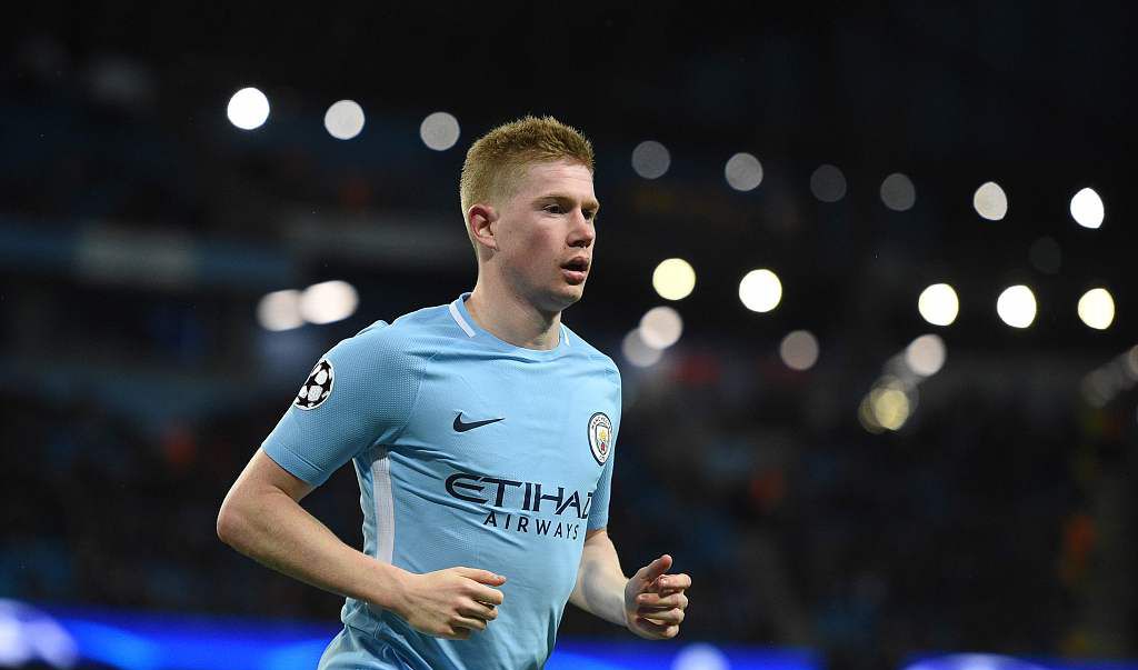 世联赛疯狂夜：巴西逆转日本，意大利横扫，冠军归属难料（世联赛惊魂夜：巴西逆袭日本、意大利横扫，冠军悬念陡增）