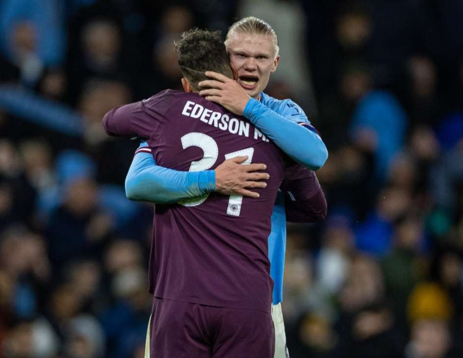 安东尼：我们会就我的红牌上诉，裁判也知道我的动作没有恶意（安东尼：将对红牌提出上诉，裁判明白我并无恶意）