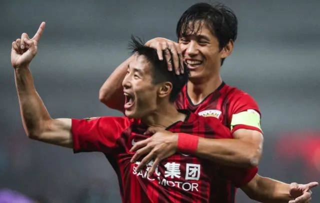 官方：麦克托米奈战国米的精彩抽射当选意甲10月最佳进球（官宣：麦克托米奈对国米世界波获评意甲十月最佳进球）